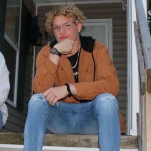 Meet your Posher, Hunter